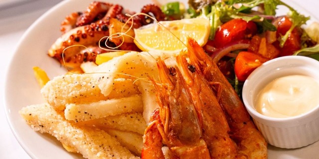 Acqualina Italian and Seafood Logo